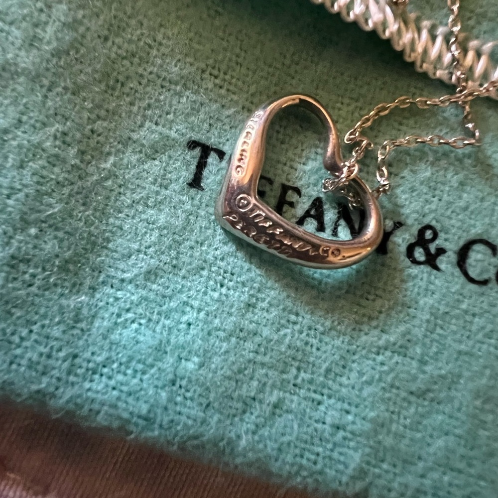 Aunthentic tiffany open hear necklace - Picture 2 of 5